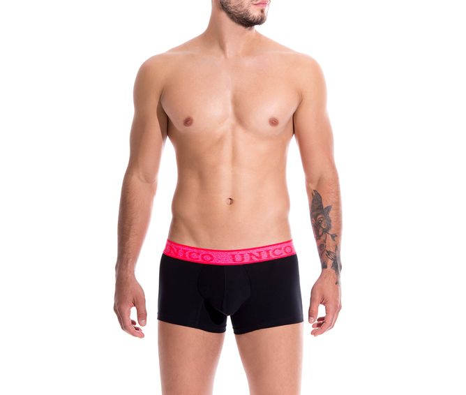 BOXER--CORTO-VIGOROSO-NEGRO